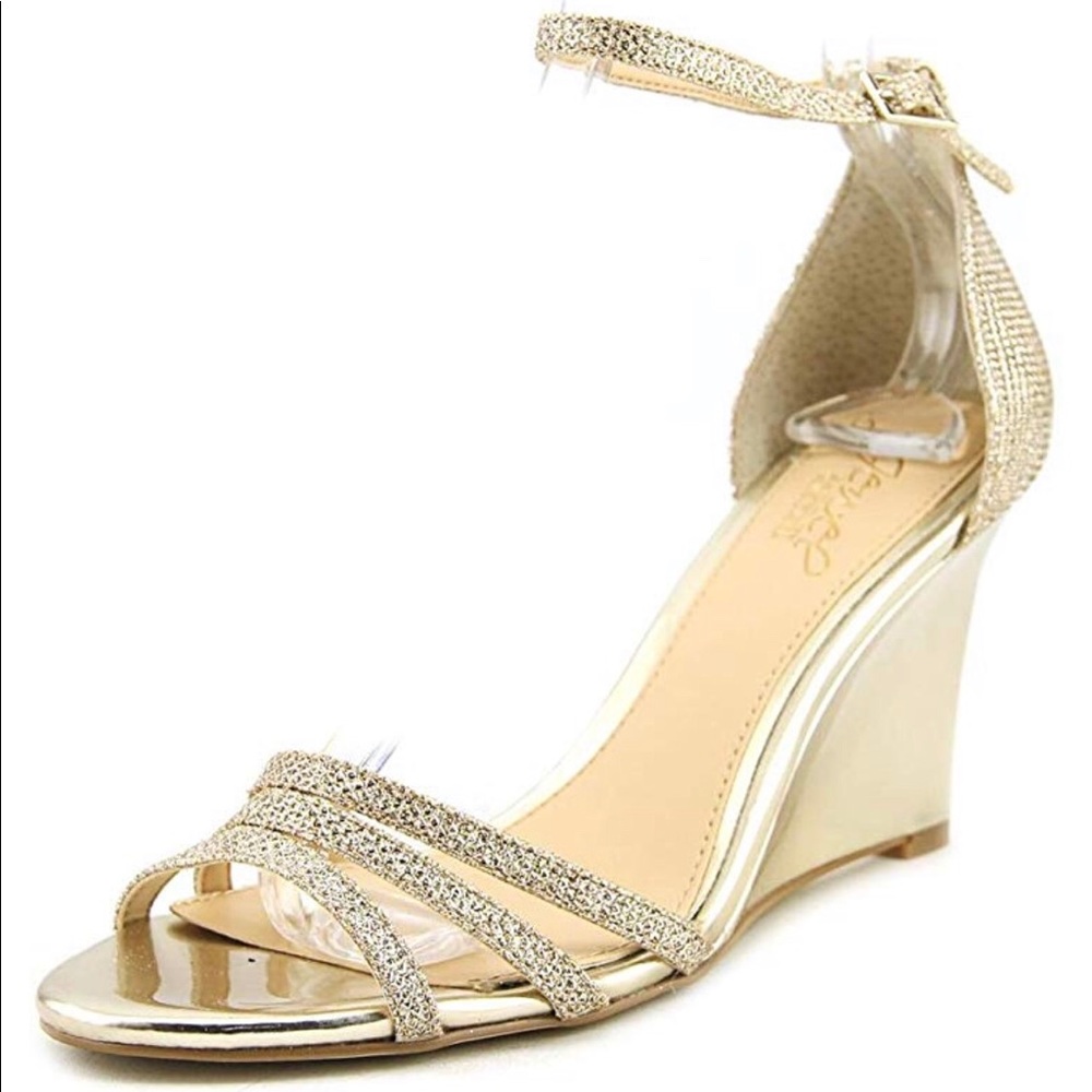Badgley Mischka Gold Sandals